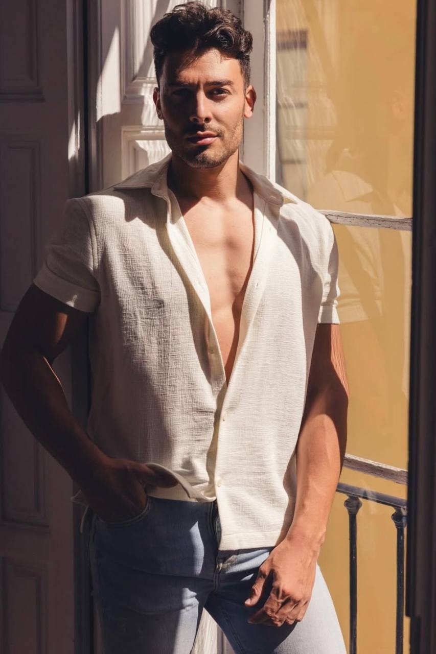 Juan — Model & Host in Бенальмадена photo 6