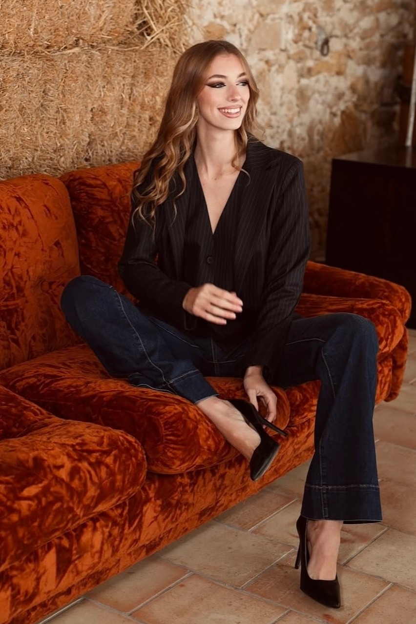 Liliana — Model & Hostess in Purgatorio photo 11