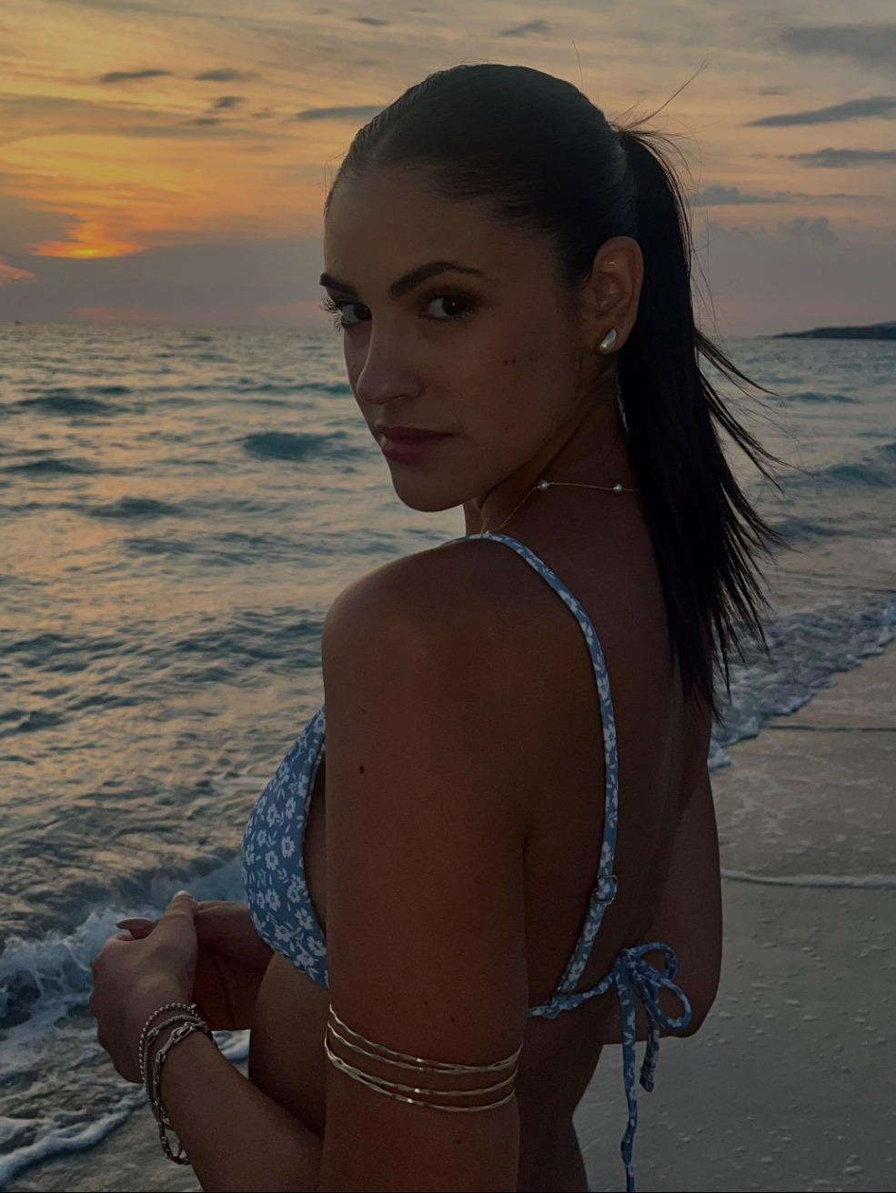 Mariapaola — Model & Hostess in Bellarosa photo 3