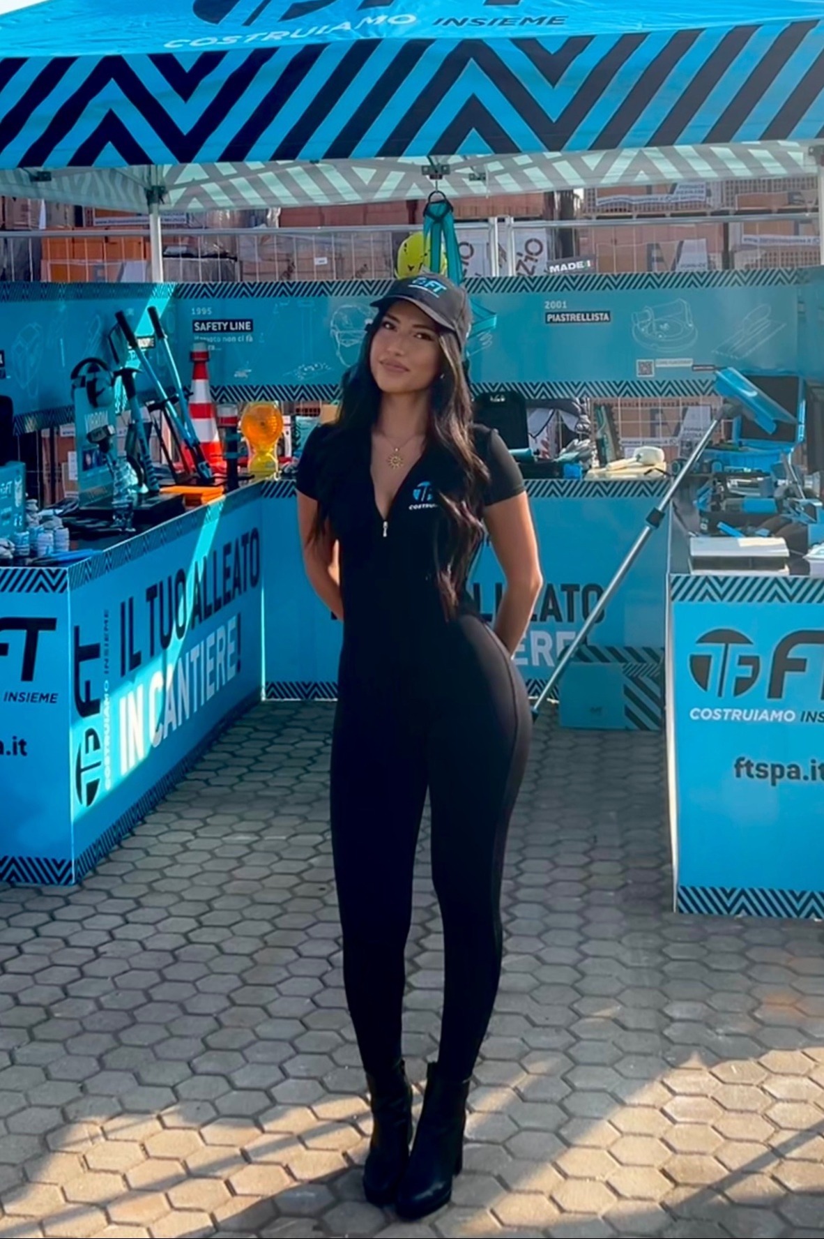 Gabriela Alejandra — Model & Hostess in Monza photo 9