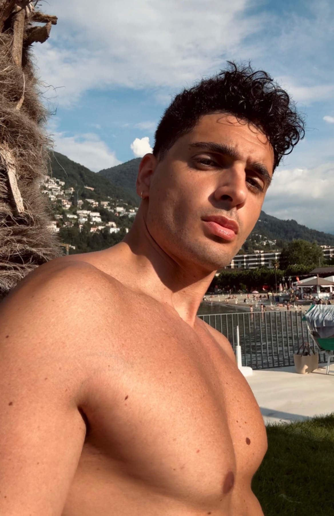 Mattia — Model & Host in Como photo 2