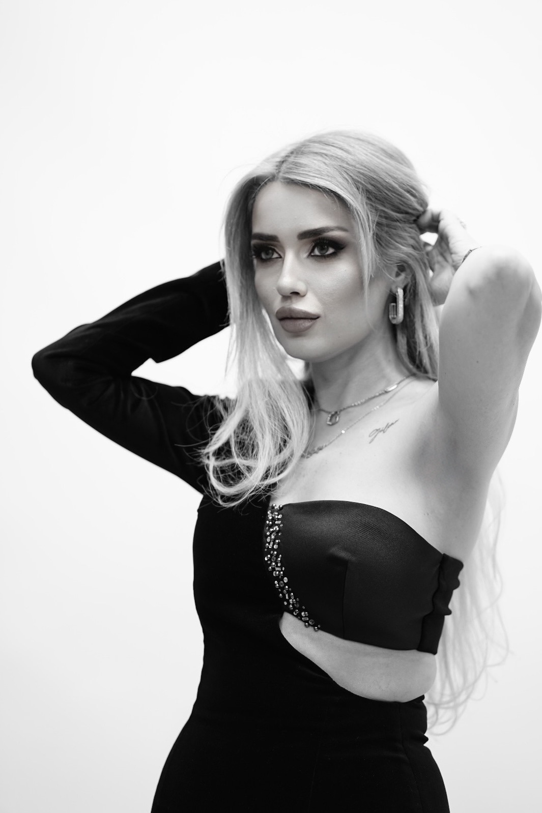 G&uuml;lcan — Model & Hostess in &Ccedil;ukurova photo 3
