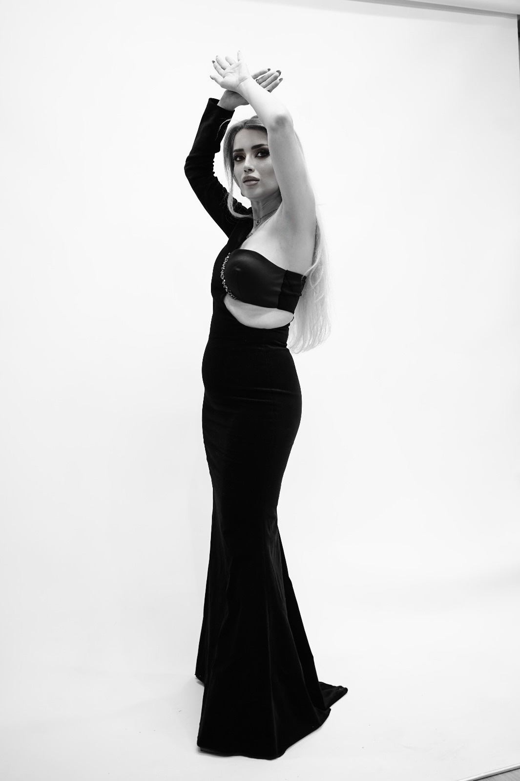 G&uuml;lcan — Model & Hostess in &Ccedil;ukurova photo 4