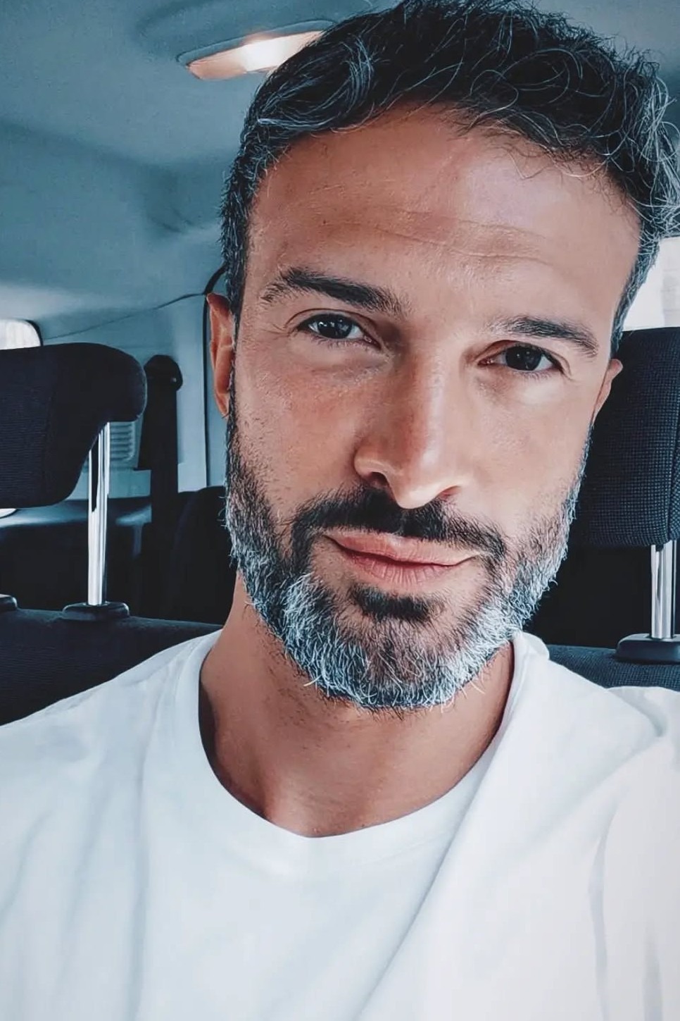 Davide — Model & Host in Cameri photo 12