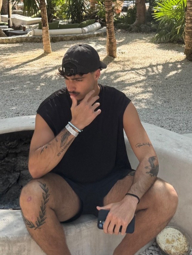Andrea Giuseppe — Model & Host in Anacapri photo 2