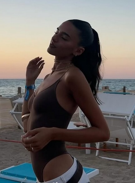 Elena Zoe — Model & Hostess in Milano photo 5