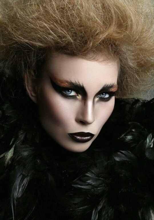 Bryndis — Model & Hostess in Reykjav&iacute;k photo 1