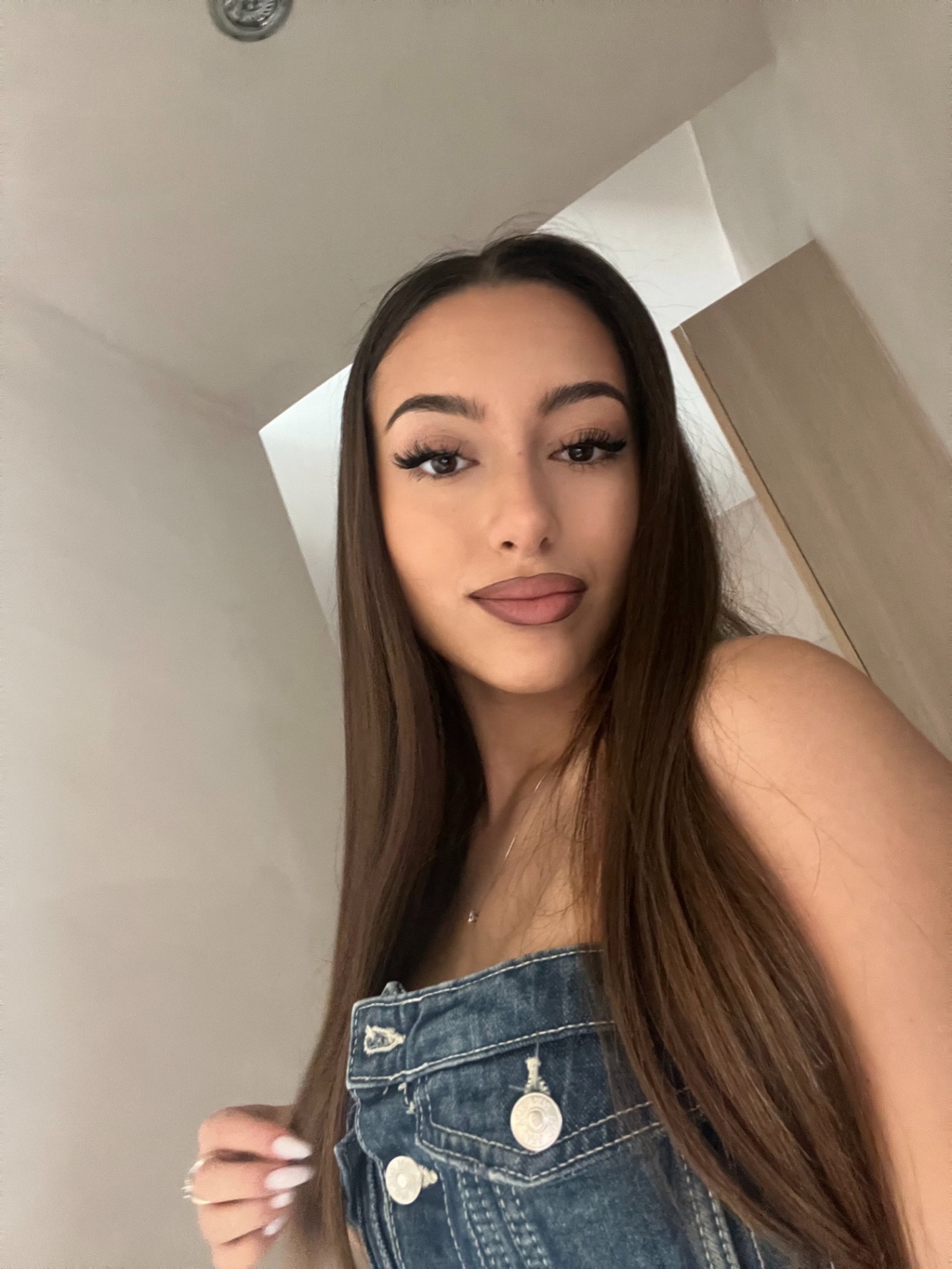SERENA — Model in Torino | Eye On Model