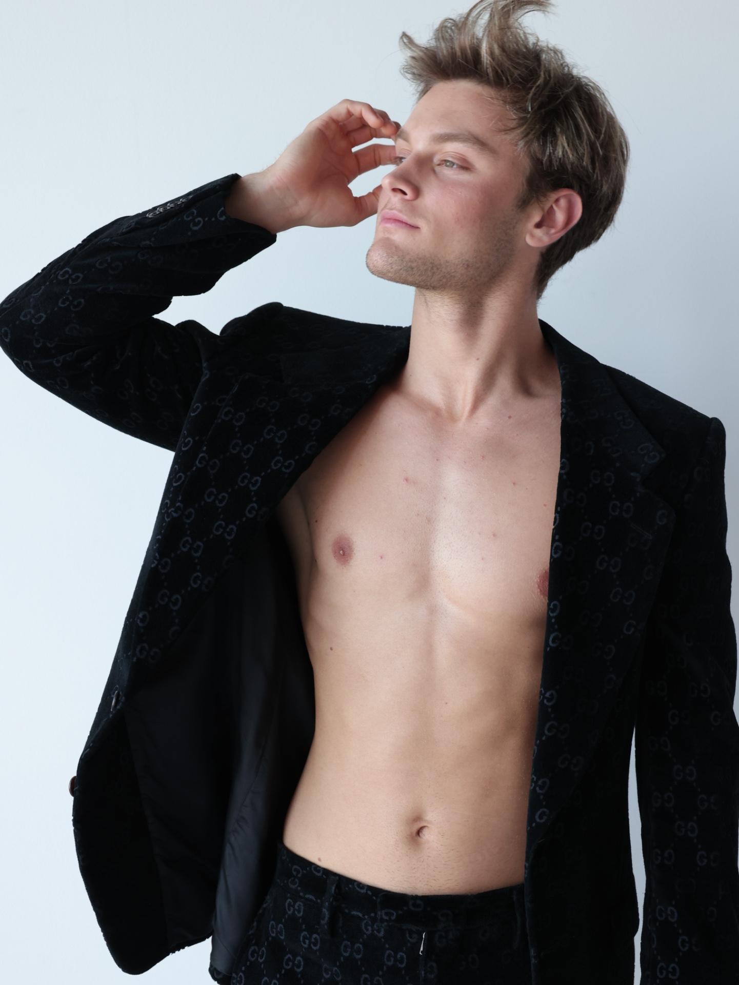 Erik — Model & Host in San Giorgio Delle Pertiche photo 9