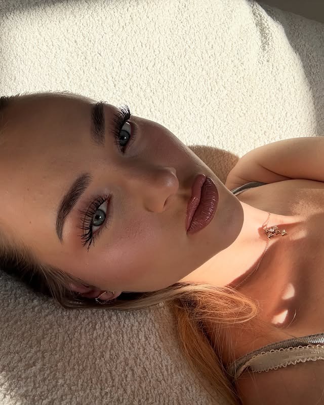 Lisa — Model & Hostess in Hamburg photo 9