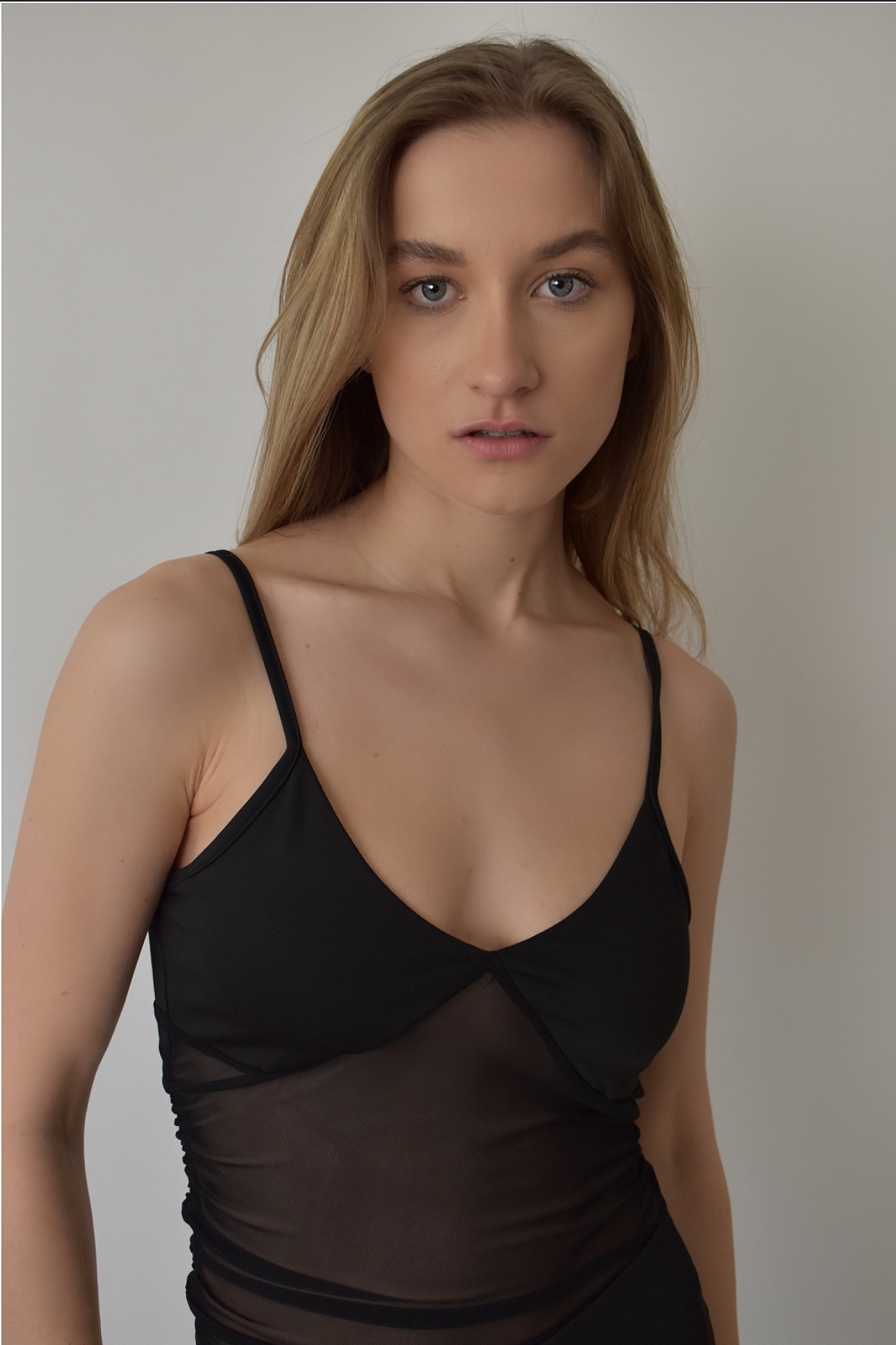 Orsolya — Model & Hostess in Budapest photo 2