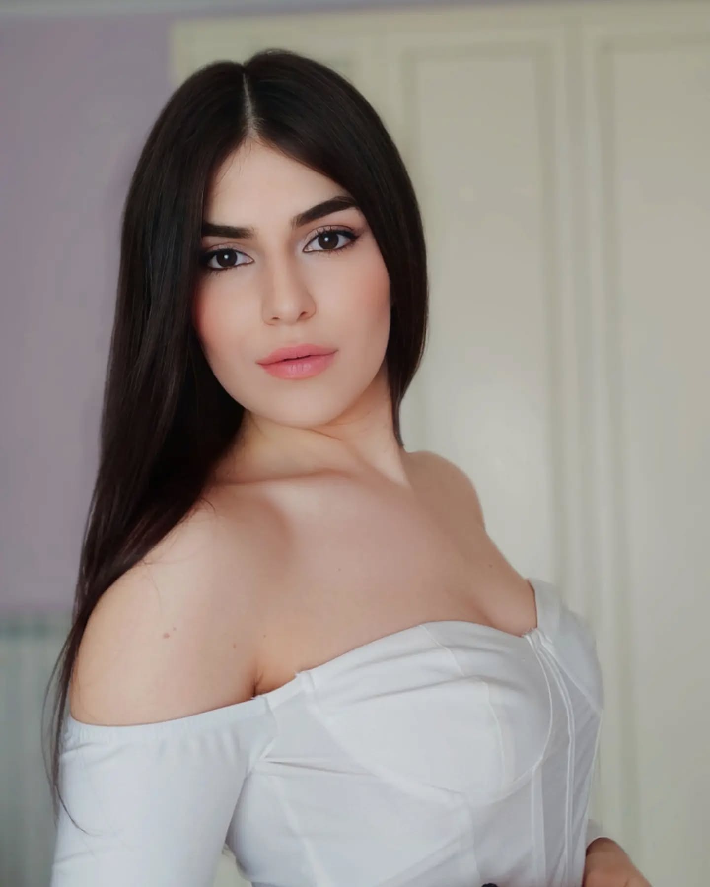 Nicoletta — Model & Hostess in Cimitile photo 10