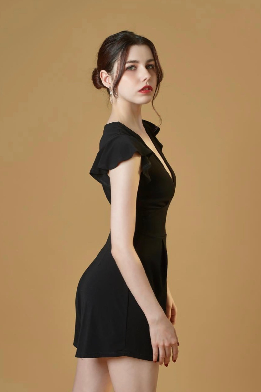 Leona — Model & Hostess in Seoul photo 13