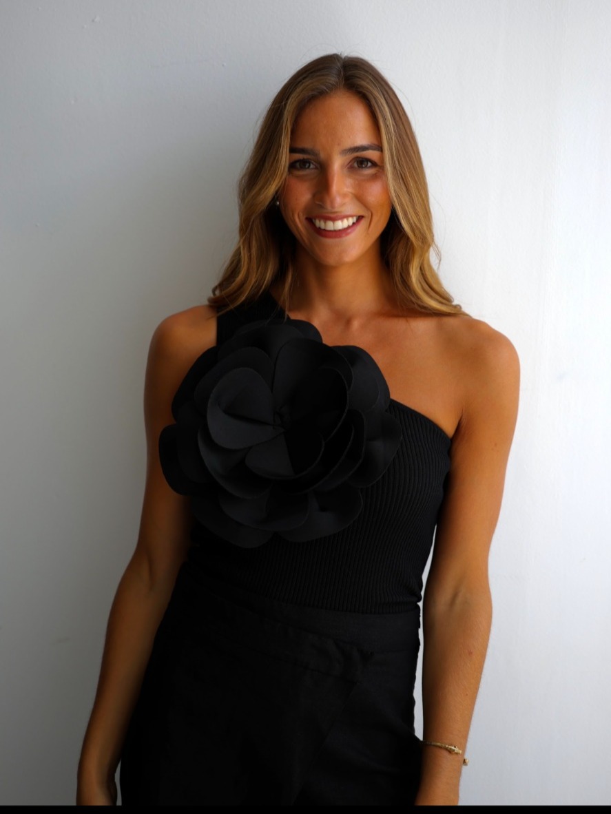 Maria Leonor — Model & Hostess in Locarno photo 6