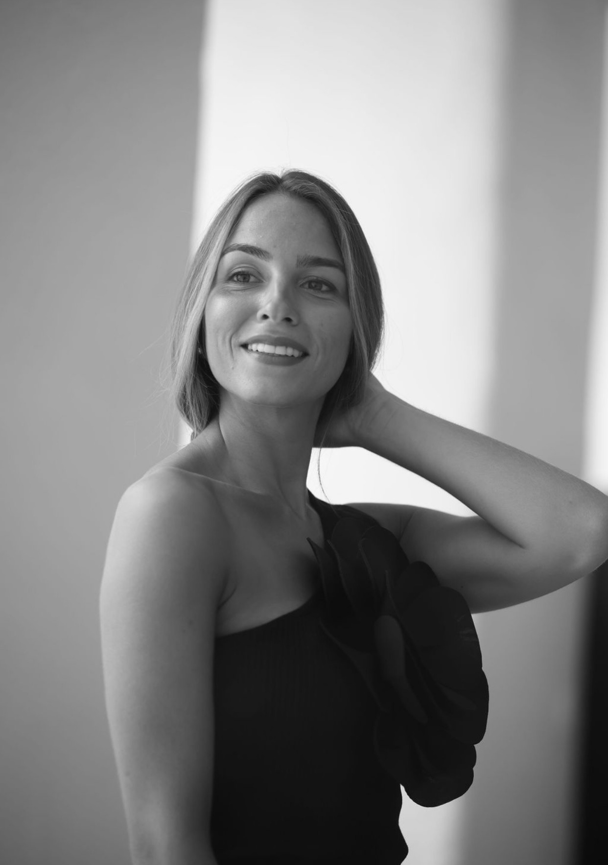 Maria Leonor — Model & Hostess in Locarno photo 8