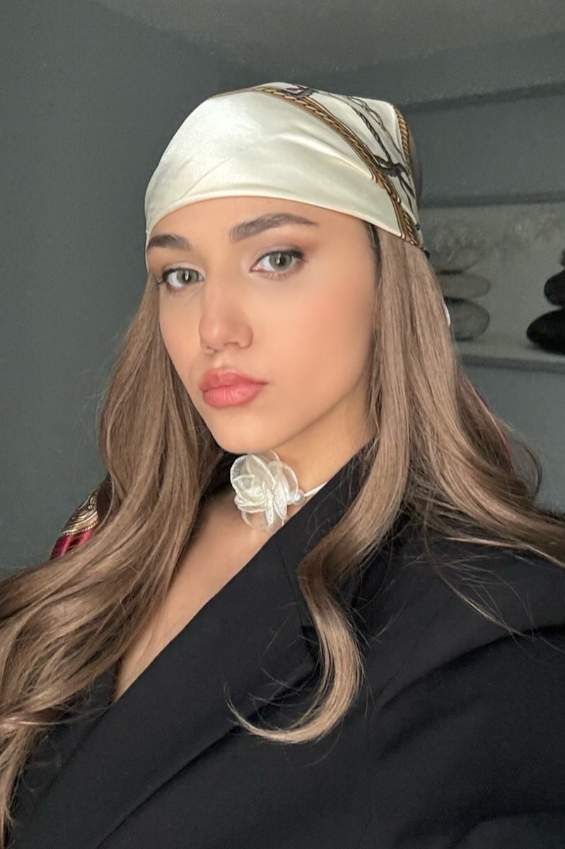 JAHNAVI — Model in Greater London | Eye On Model