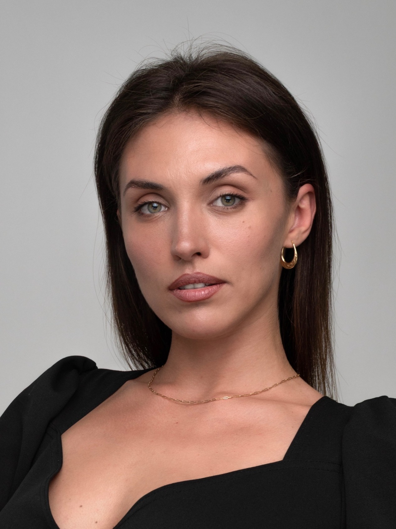 Lidiia — Model & Hostess in Greater London photo 9