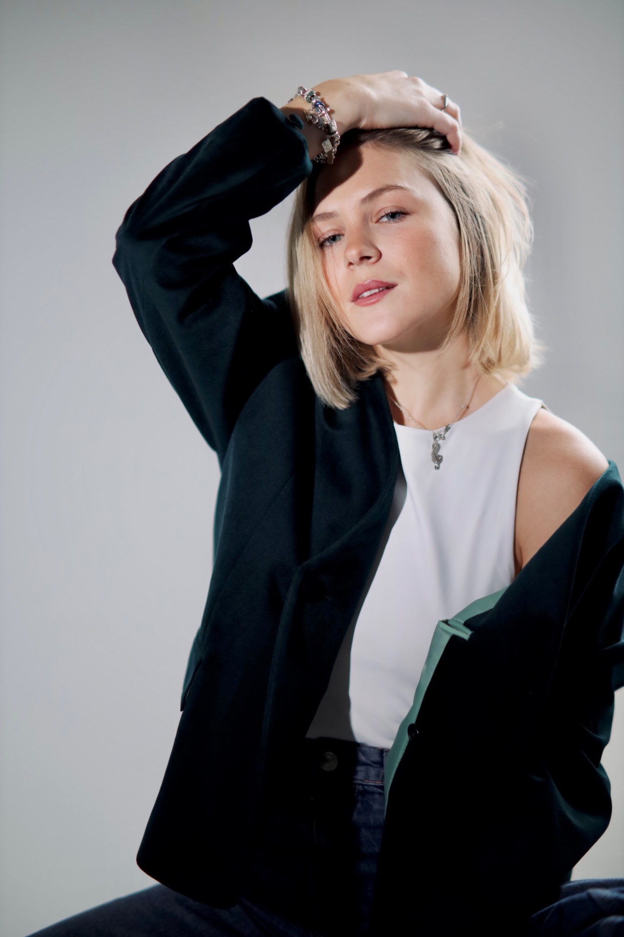 Liana — Model & Hostess in Greater London photo 3