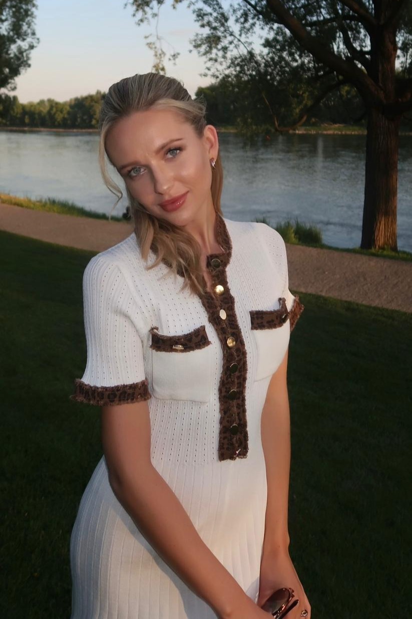 Martina — Model & Hostess in Biggin Hill photo 4