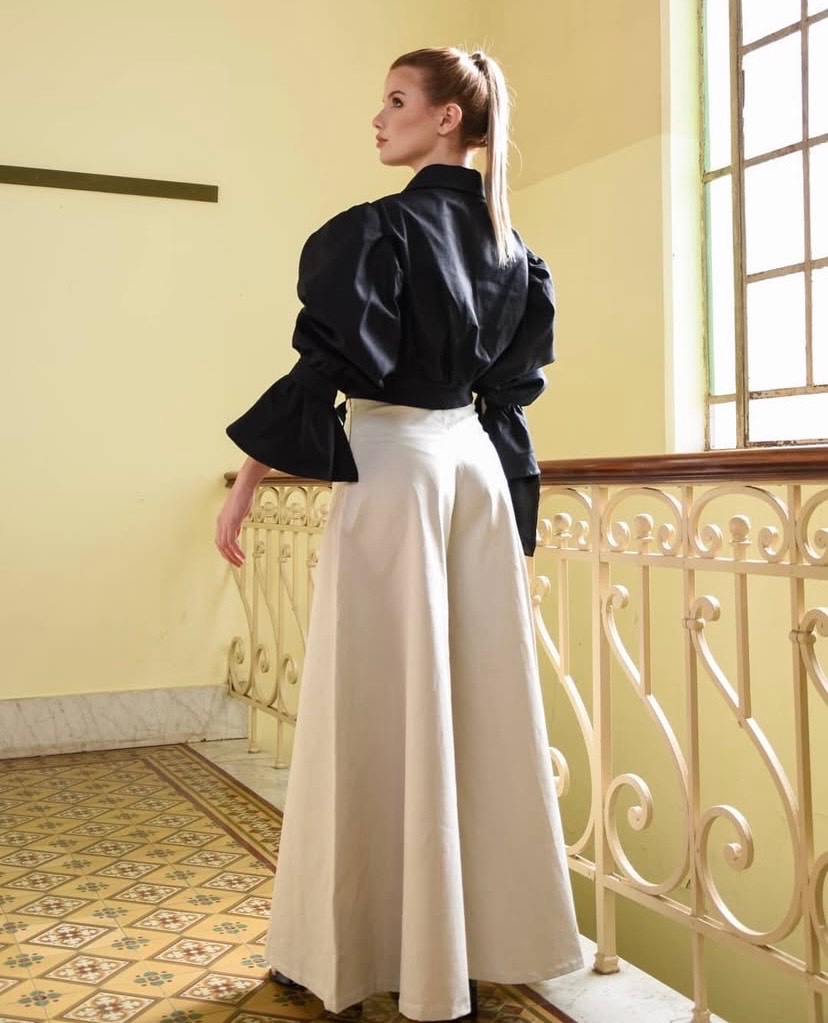 Pilar Bel&eacute;n Flores — Model & Hostess in Barcelona photo 5