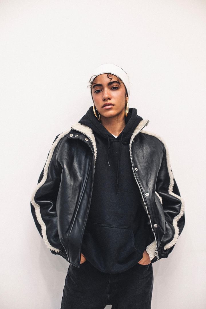 A&iuml;na Mahdiya — Model & Hostess in Marseille photo 8