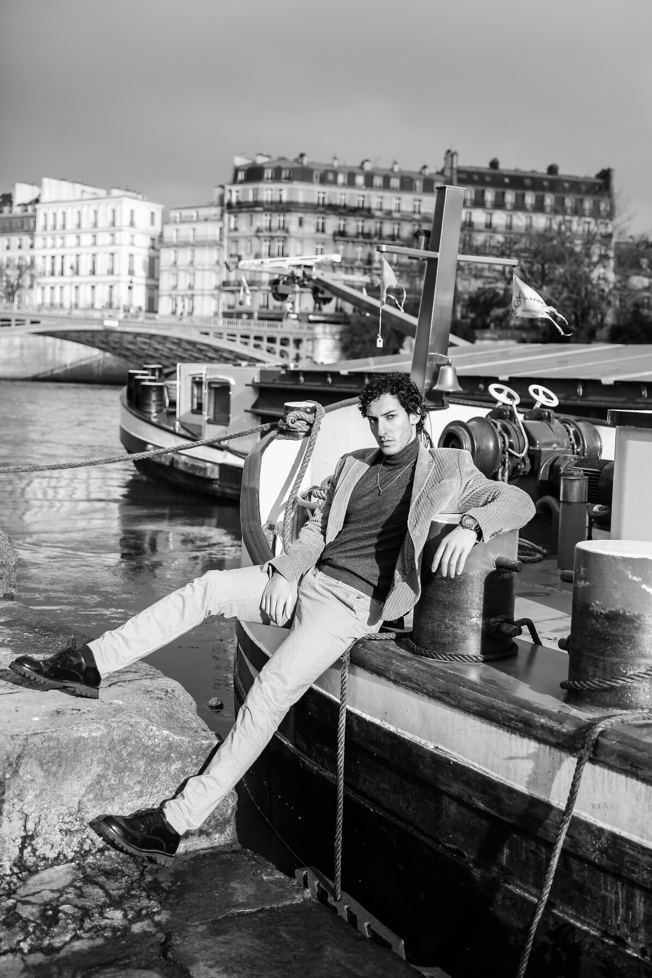 Swan — Model & Host in M&eacute;rindol photo 7
