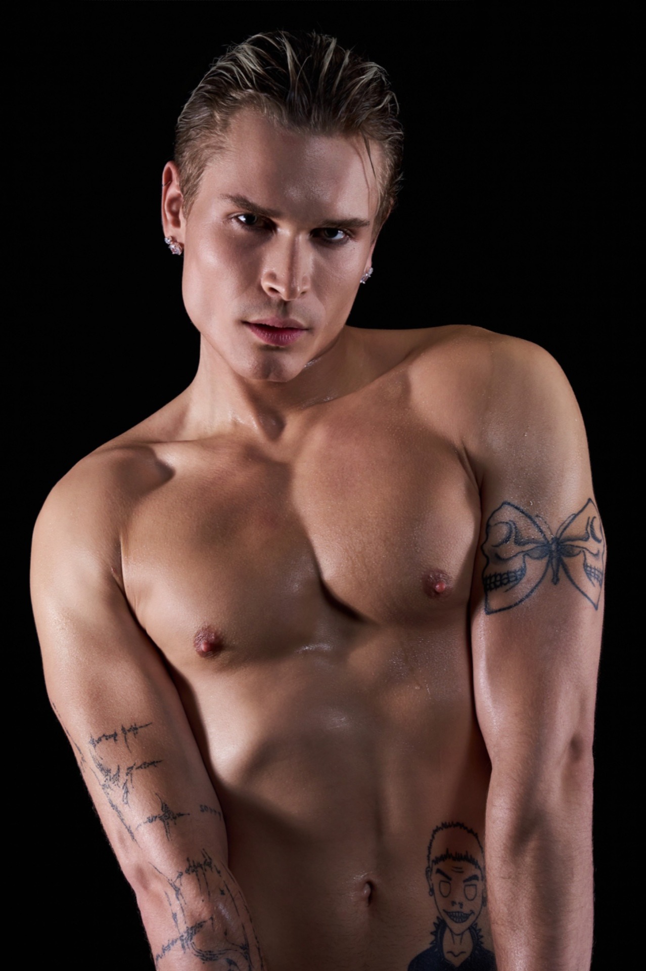 Keanu — Model & Host in M&uuml;nchen photo 8