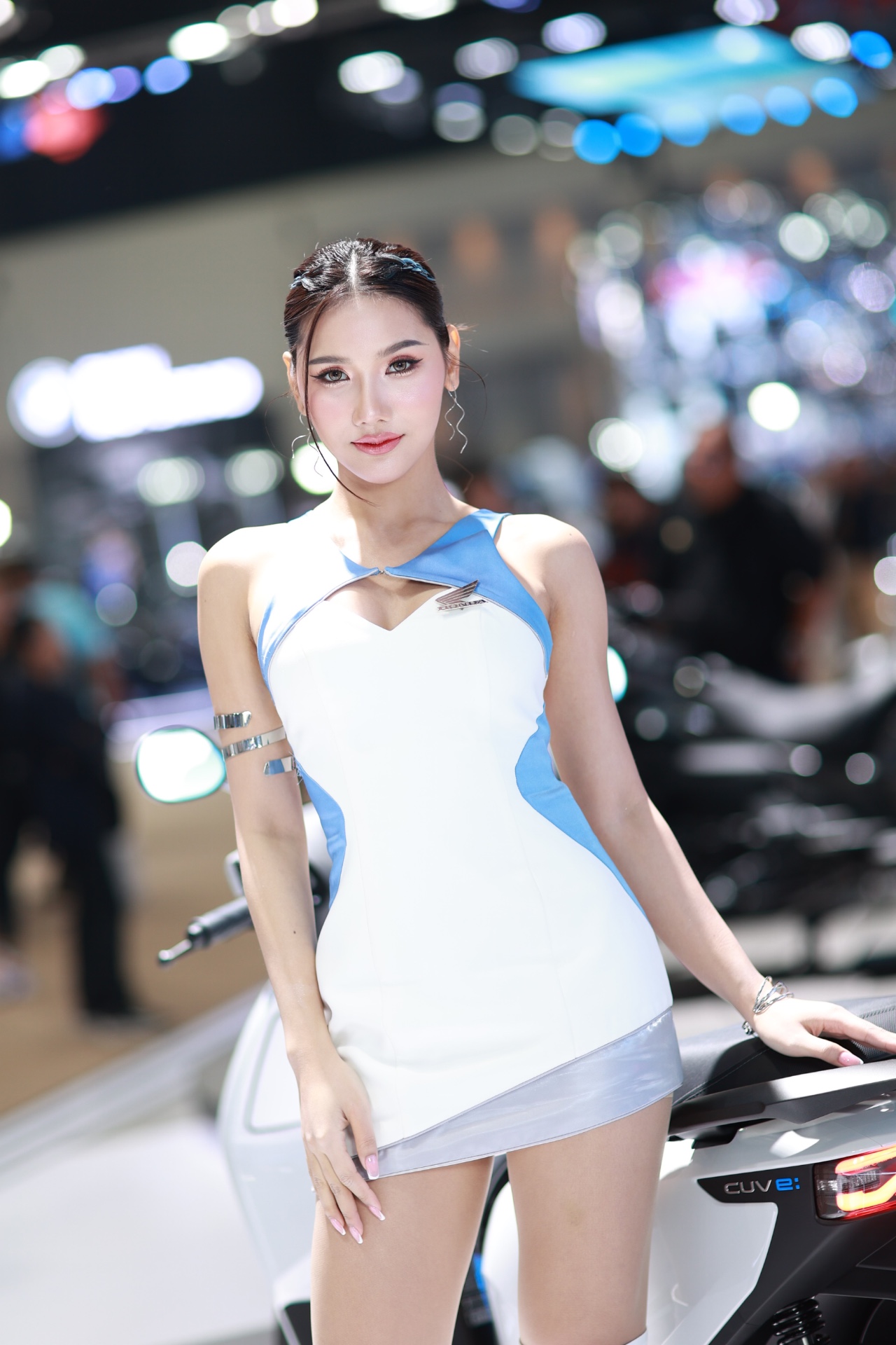 Yanisa — Model & Hostess in Bangkok photo 5