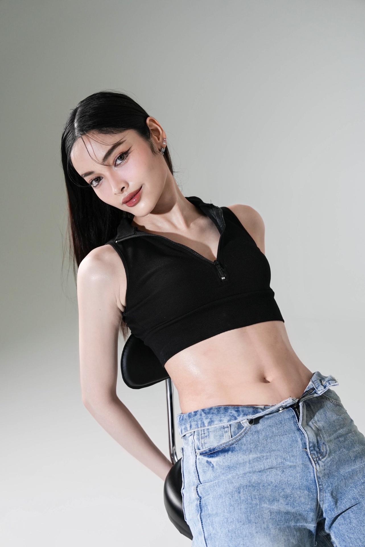 Tawan — Model & Hostess in เทศบาลนครนนทบุรี photo 1