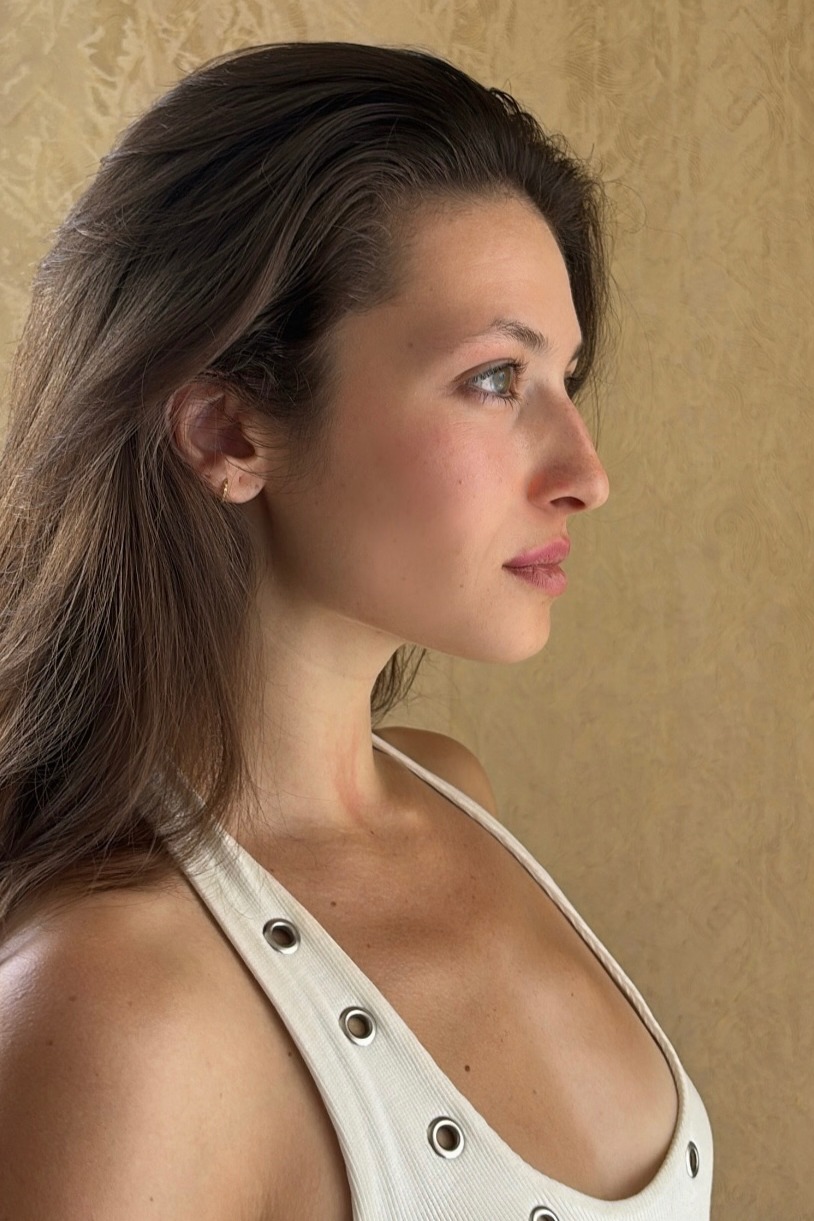 Lydia — Model & Hostess in &Zeta;&omega;&gamma;&rho;ά&phi;&omicron;&upsilon; photo 1