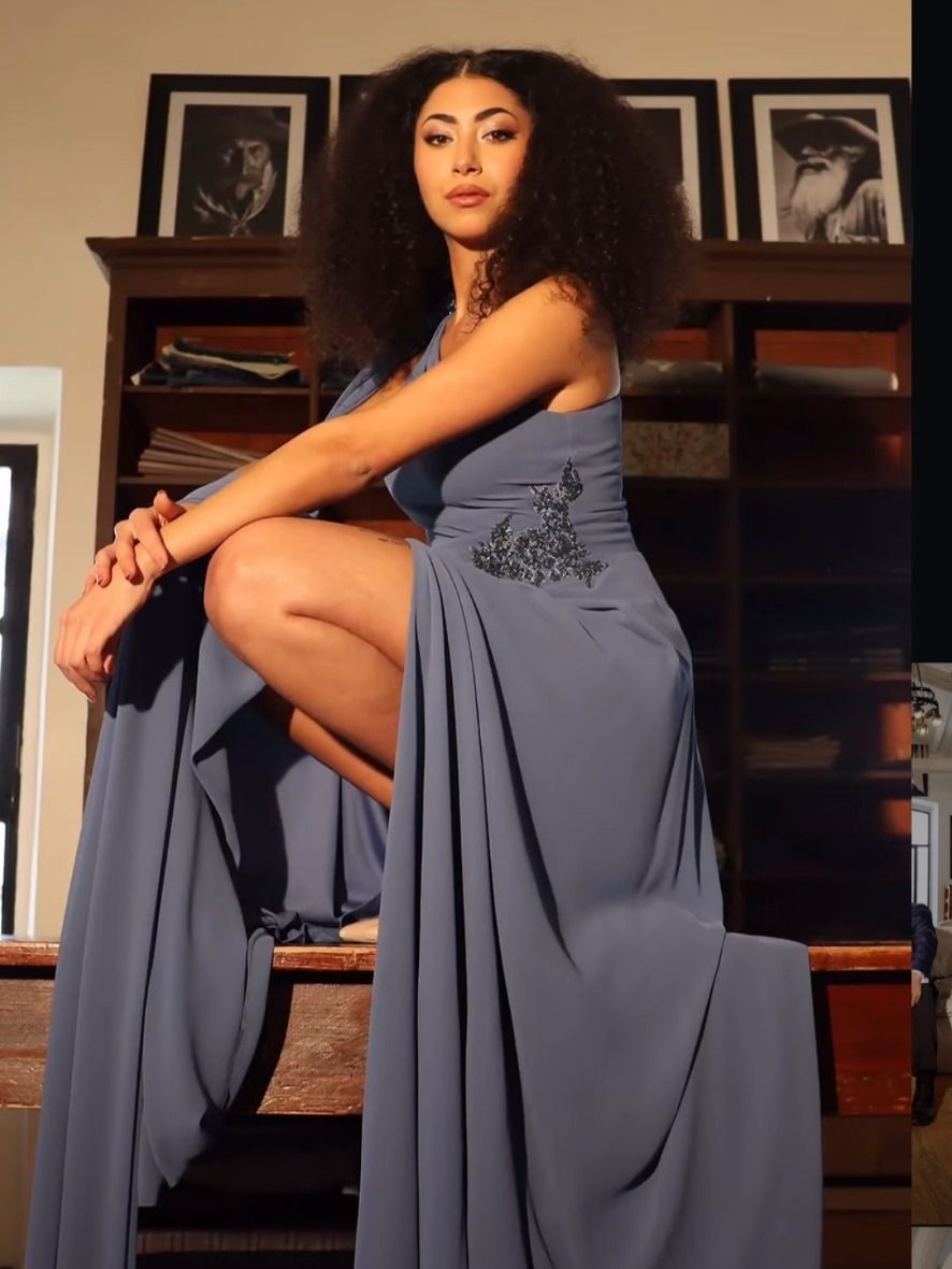 Sirin — Model & Hostess in Ancona photo 8