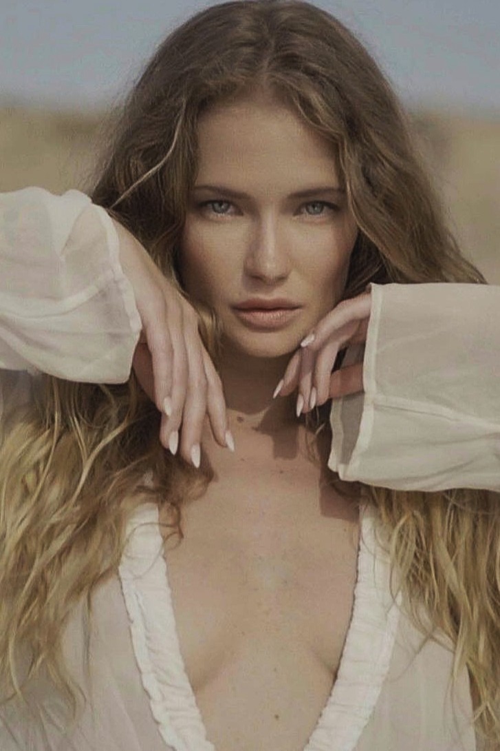 ANASTAZIE — Model in Eivissa | Eye On Model