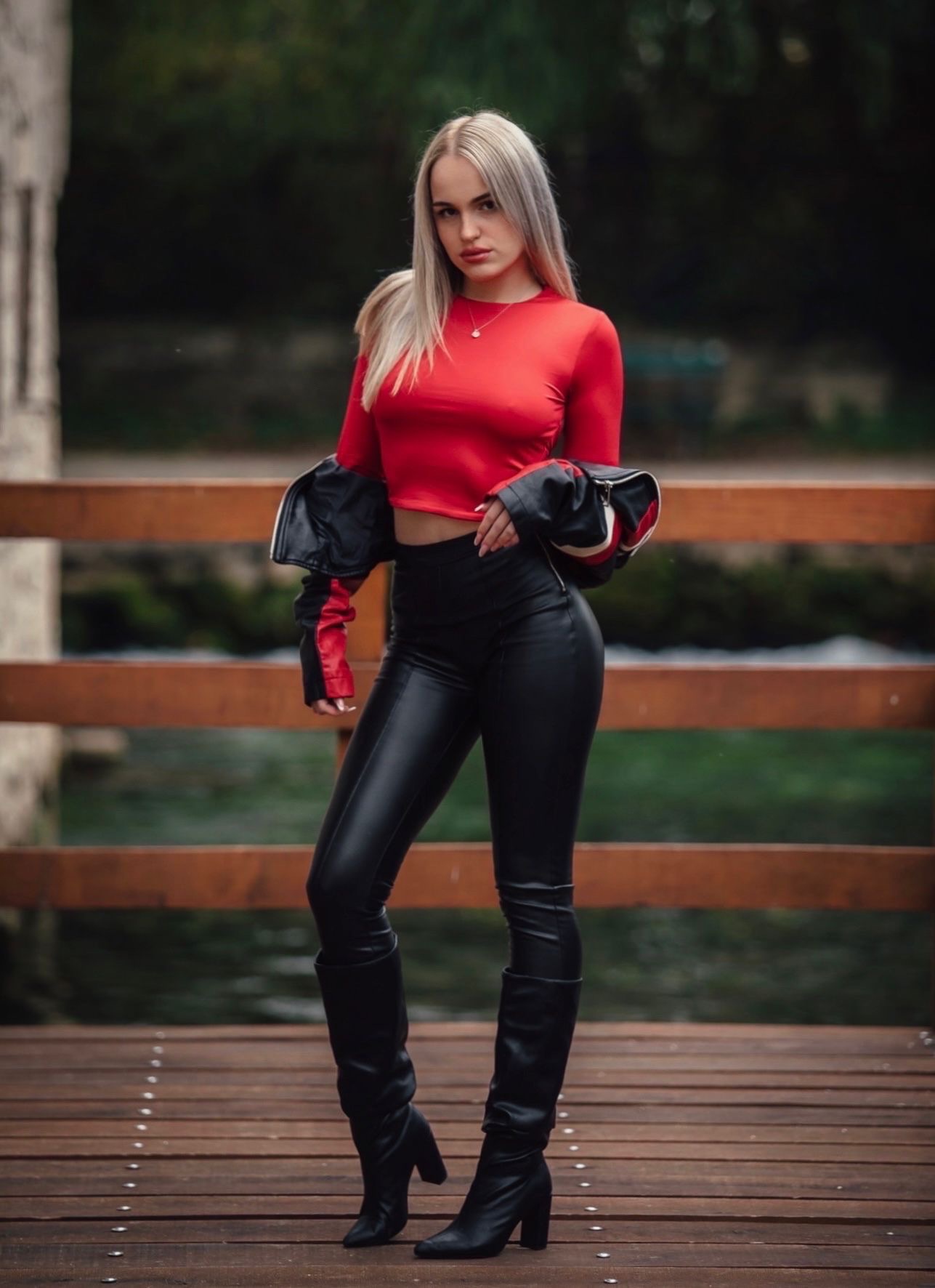 Lara — Model & Hostess in Split photo 1