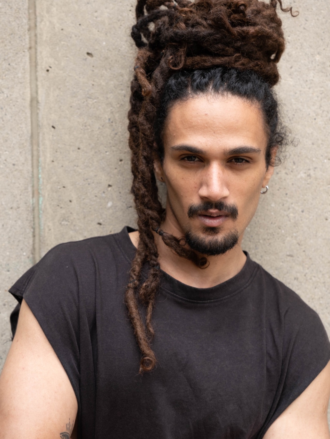 Chahin — Model & Host in Brooklin photo 1