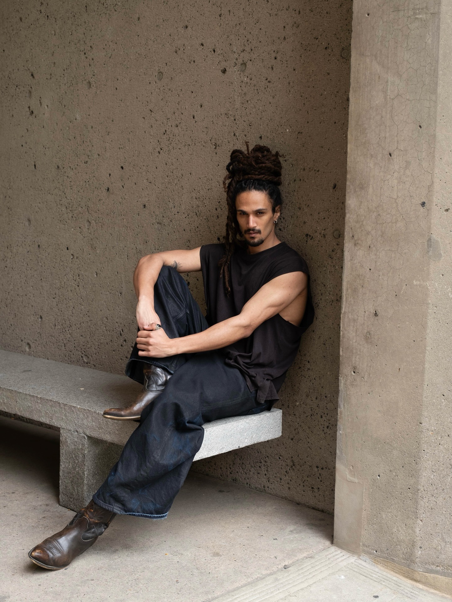 Chahin — Model & Host in Brooklin photo 2
