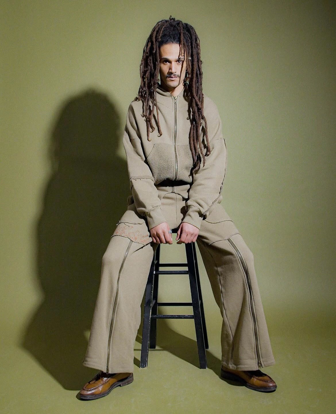 Chahin — Model & Host in Brooklin photo 8