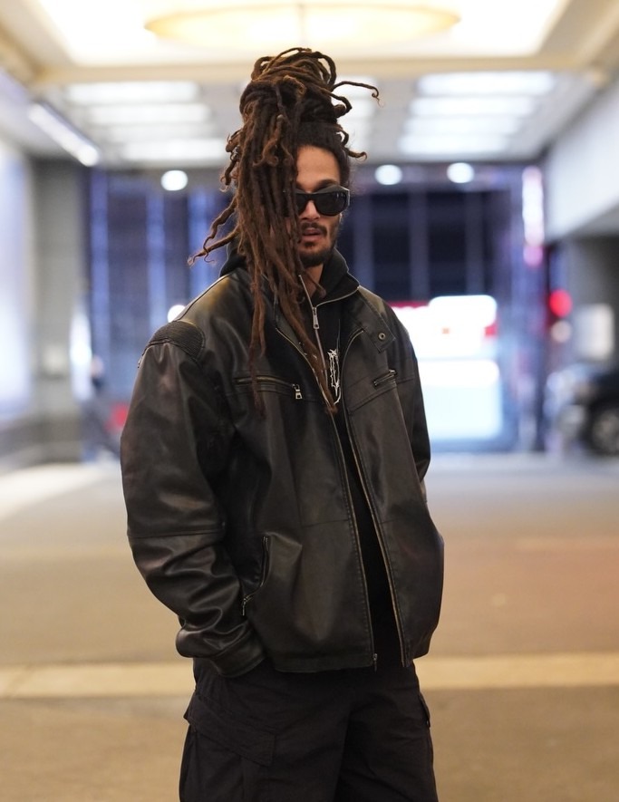 Chahin — Model & Host in Brooklin photo 9