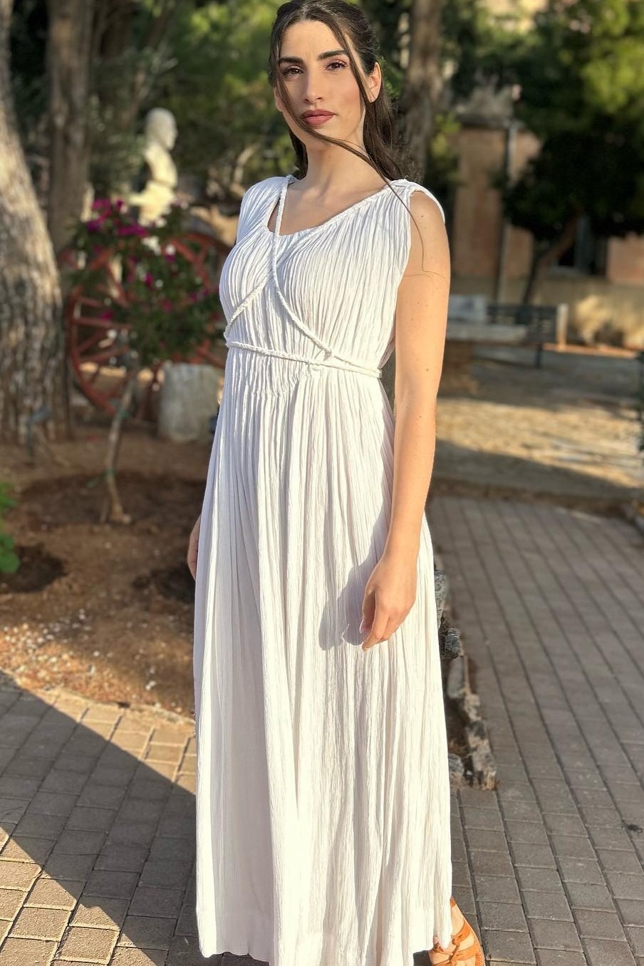 &Epsilon;&lambda;έ&nu;&eta; — Model & Hostess in &Theta;&epsilon;&sigma;&sigma;&alpha;&lambda;&omicron;&nu;ί&kappa;&eta; photo 3