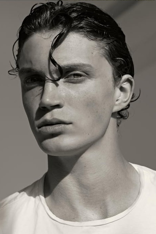 Joachim — Model & Host in De Bilt photo 2
