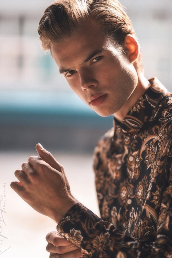 Sebastian — Model & Host in Krommenie photo 7