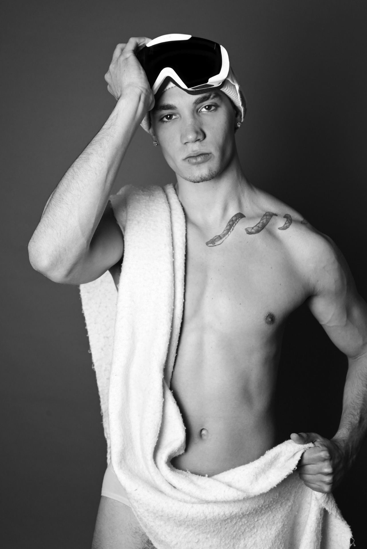 Elia — Model & Host in Bologna photo 10