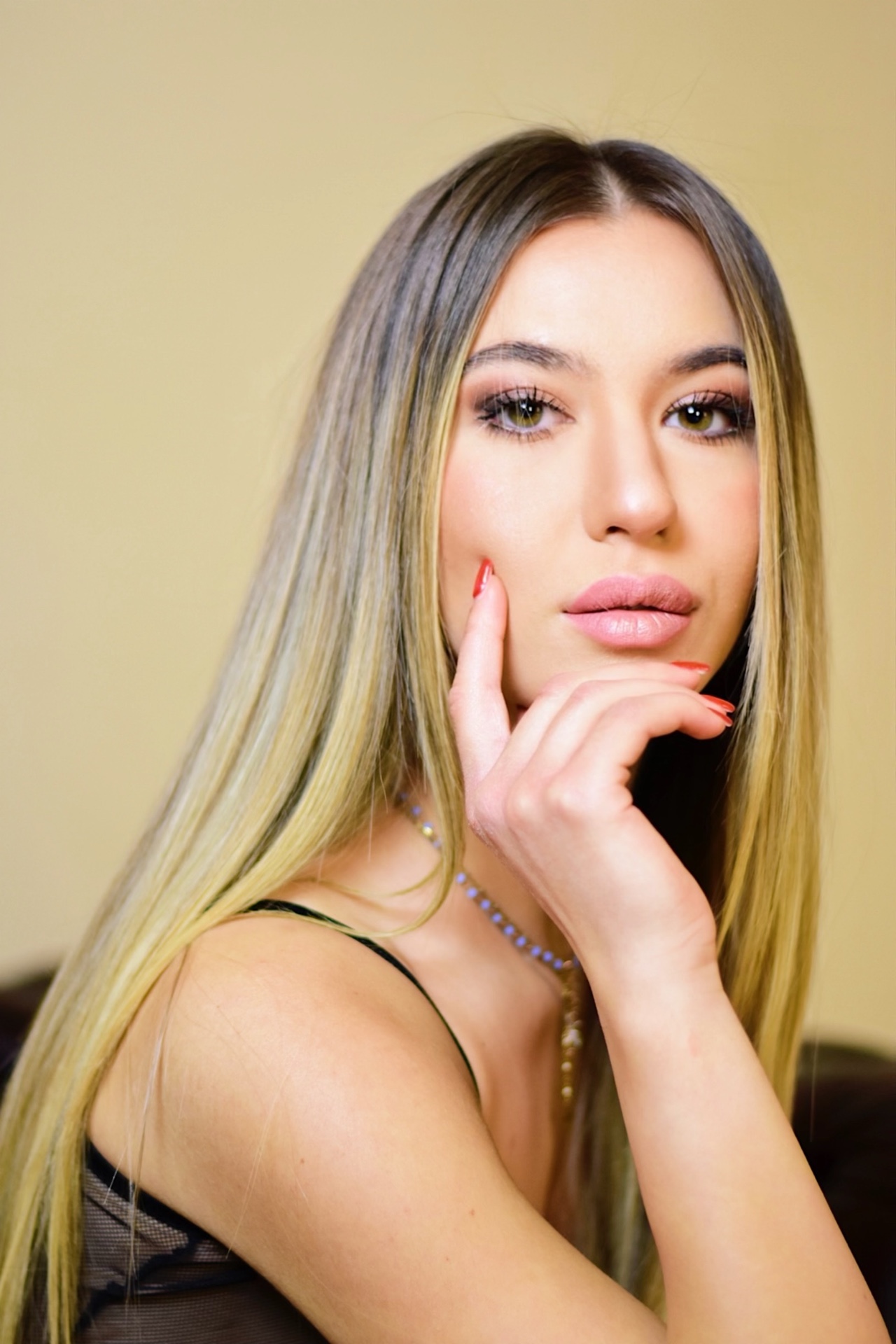 Ludovica — Model & Hostess in Bologna photo 2