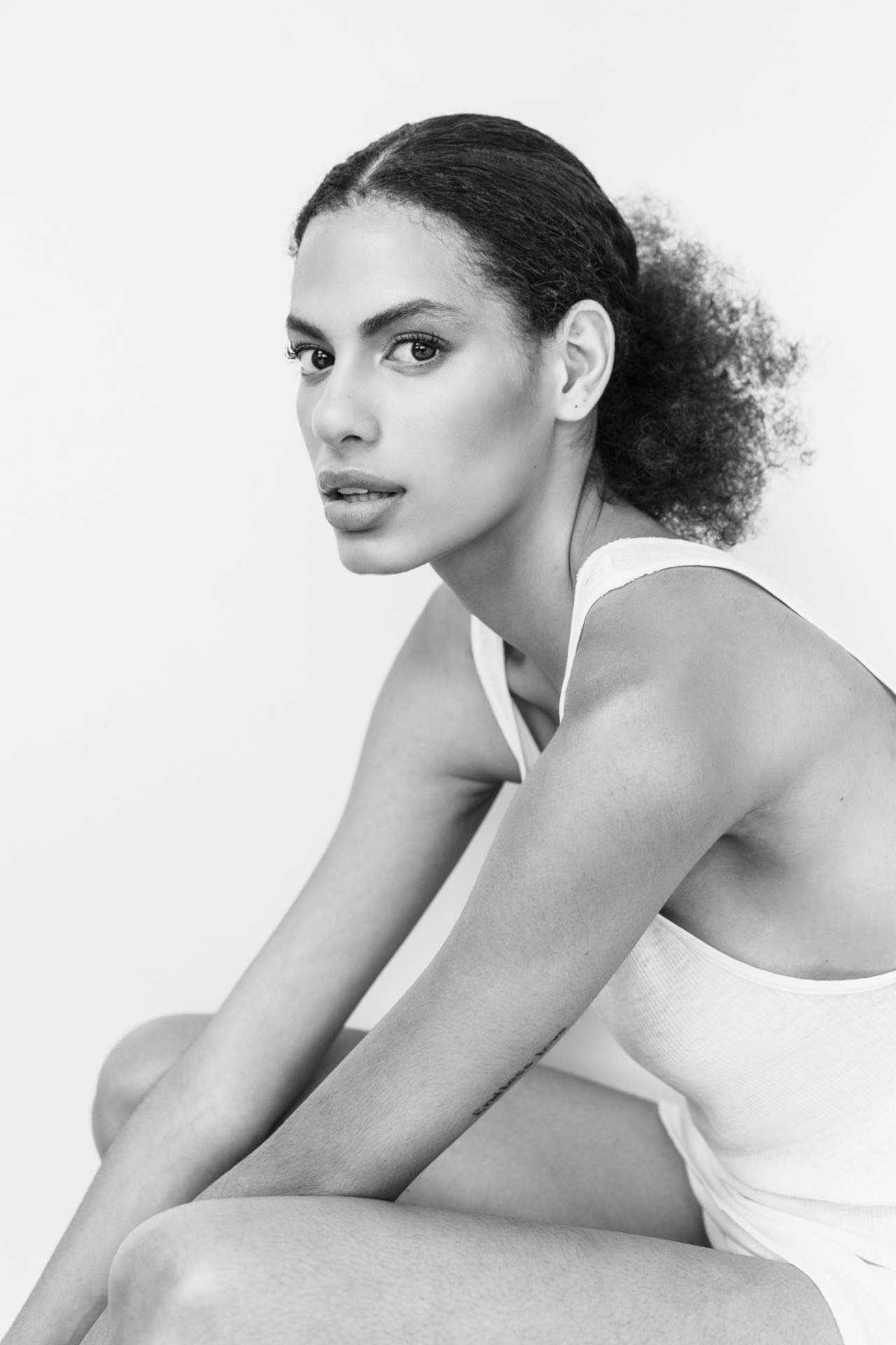 Mavi — Model & Hostess in Milano photo 9
