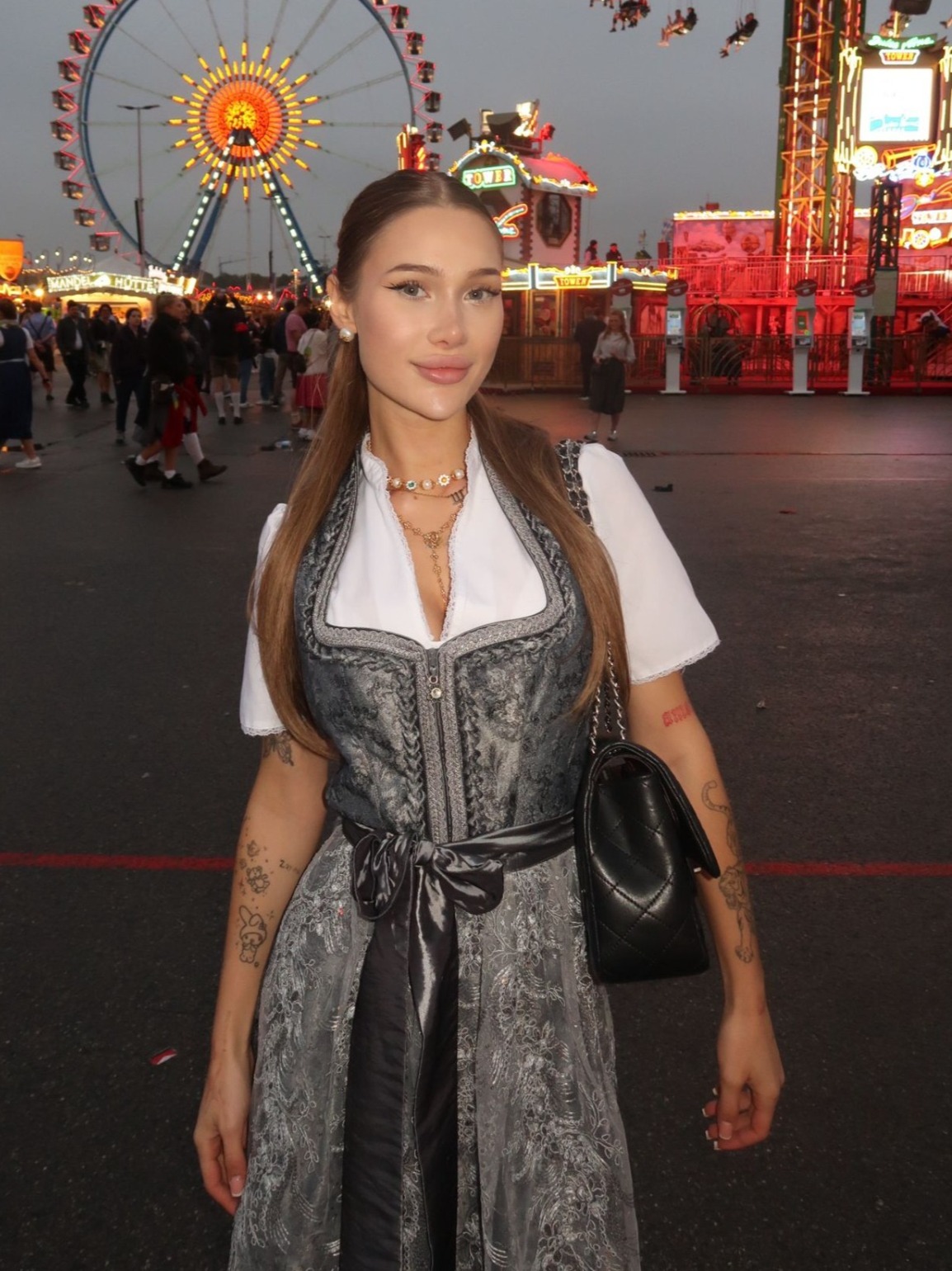 Elina — Model & Hostess in Puchheim photo 3