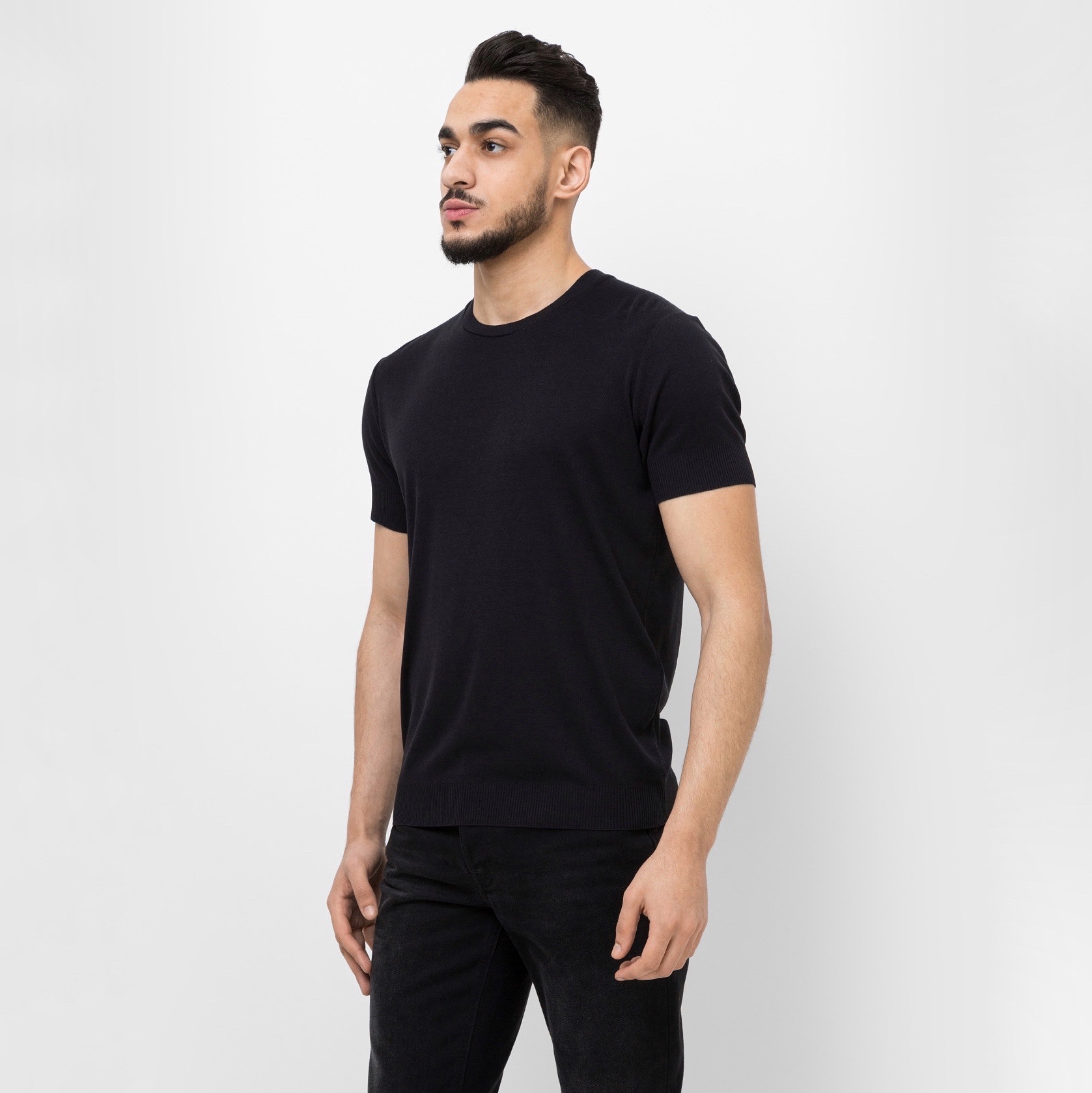 Hamza — Model & Host in Frechen photo 23