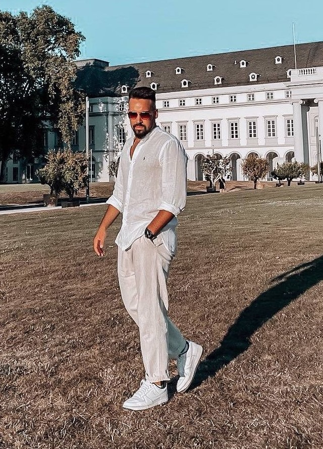 Edwin — Model & Host in Osburg photo 4