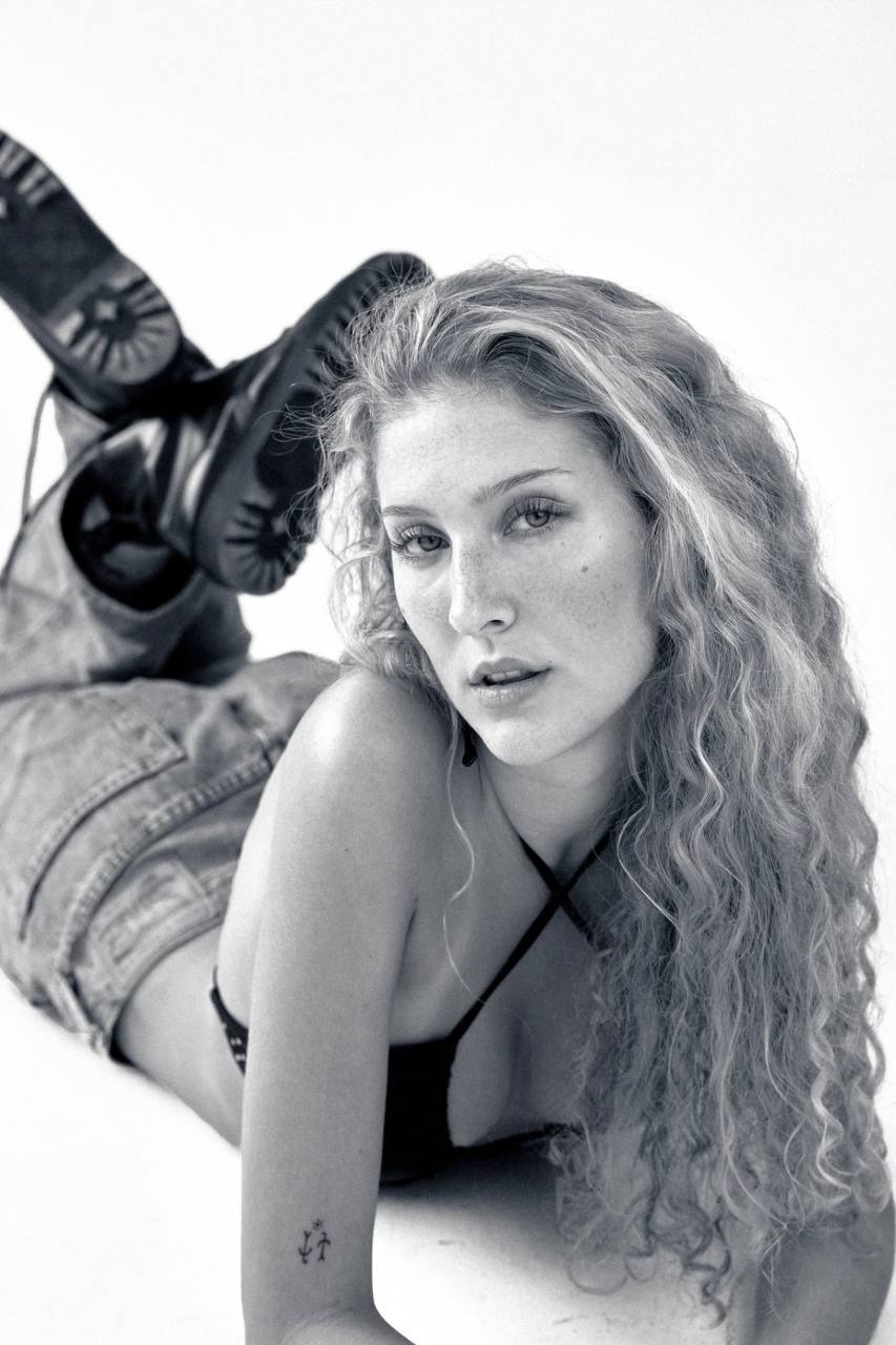 Hannah — Model & Hostess in Weiskirchen photo 2