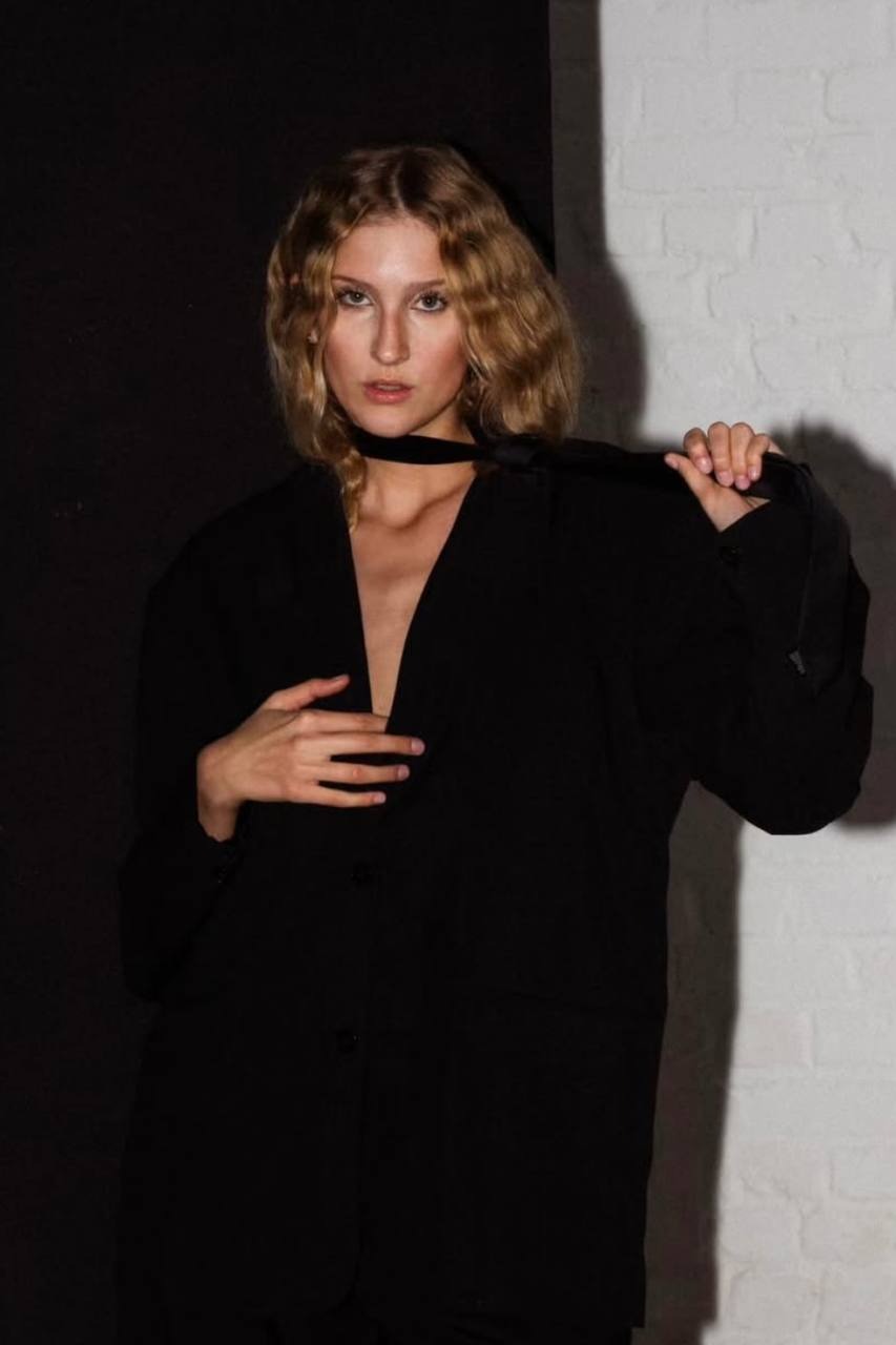Hannah — Model & Hostess in Weiskirchen photo 5
