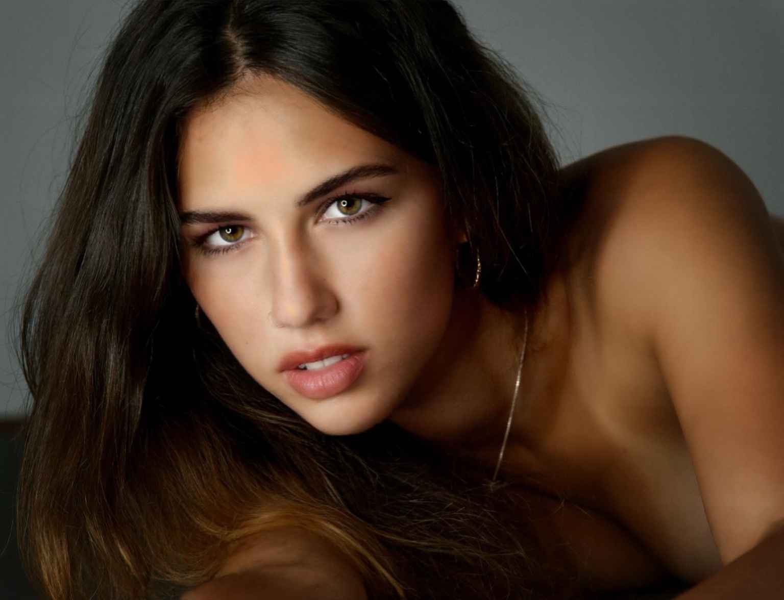 Anna Maya Nalani — Model & Hostess in Milano photo 3