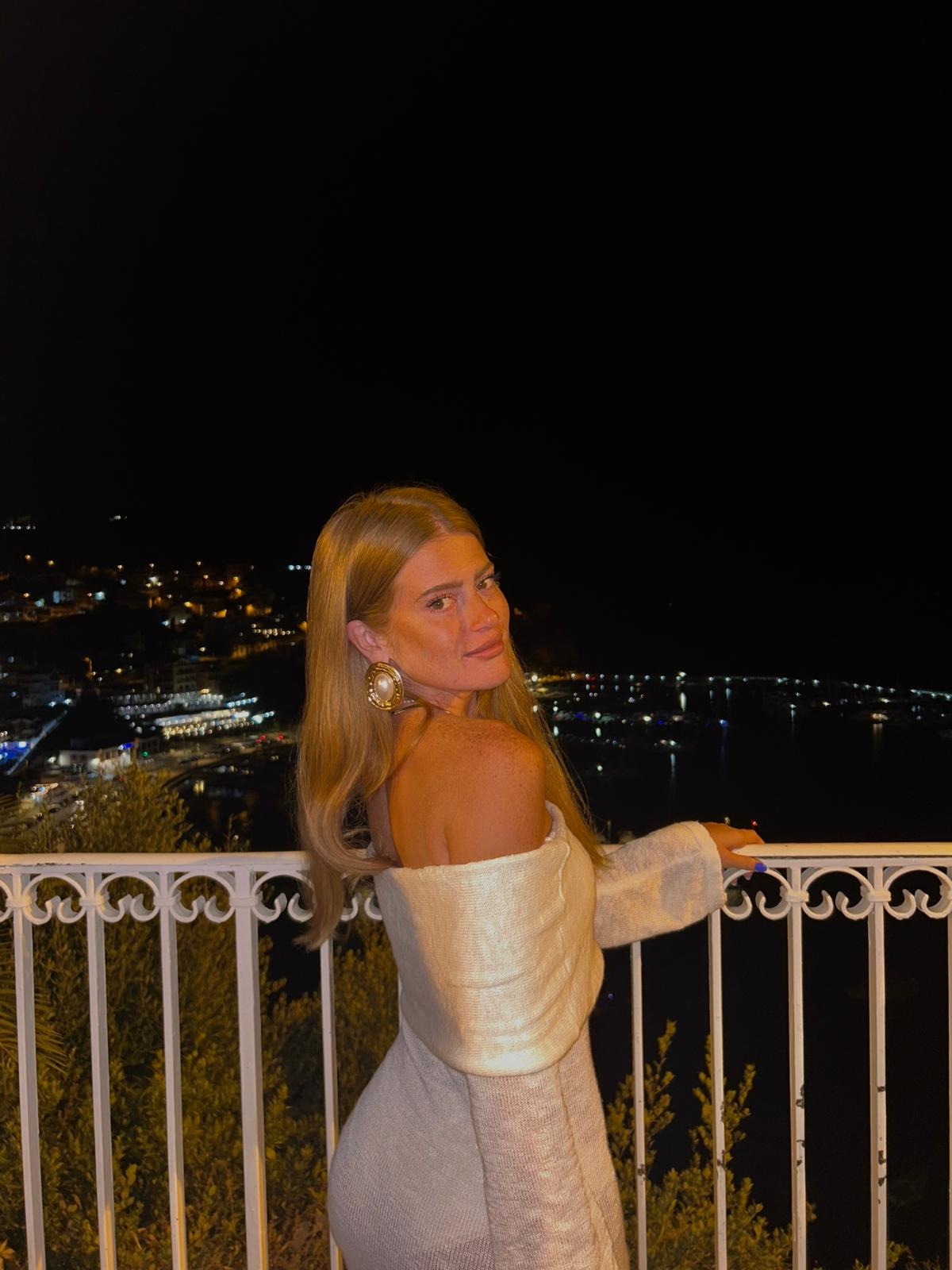 Claudia — Model & Hostess in Milan photo 3